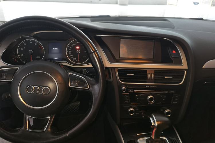 Used Audi A4L 2015 35 TFSI Automatic Standard Model
