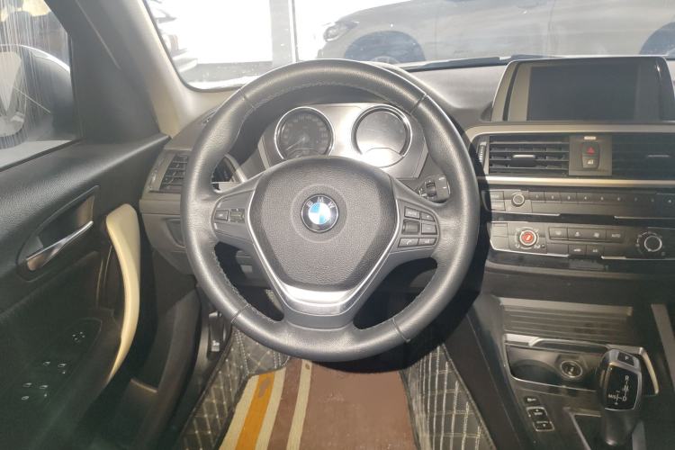 Used BMW 1 Series 2018 118i Leading Model Steering Wheel