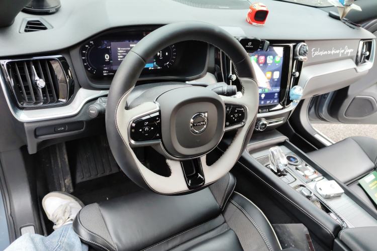 Used Volvo S60 2023 B4 Zhiyuan Sport Edition Center Console