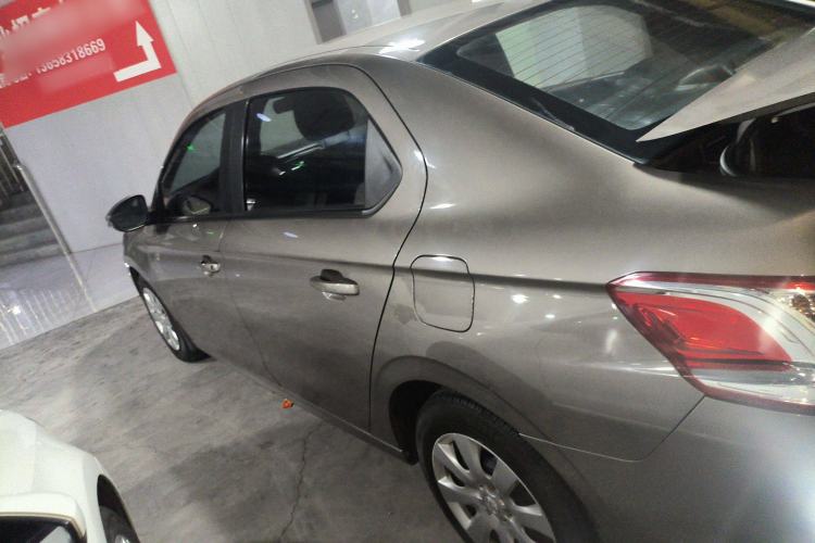 Used Peugeot 301 2014 1.6L Manual Comfort Edition
