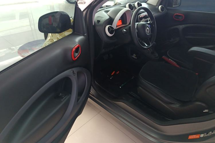 Used smart fortwo 2018 1.0L 52kW Hardtop Dynamic Version China V Driver Seat