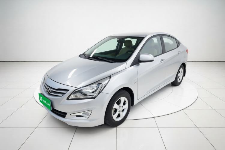 Used Hyundai Verna (older generation) 2014 1.4L Manual Smart GLS Trim