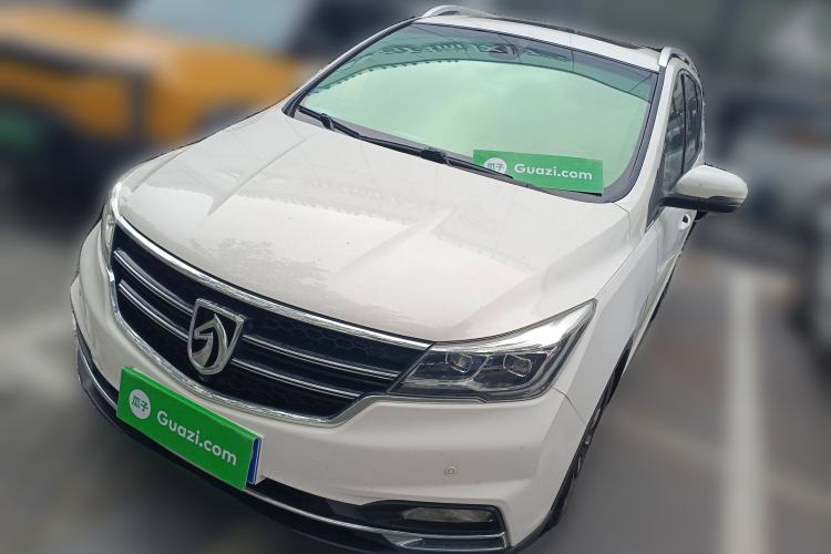 Used Baojun 730 2017 1.5T DCT Flagship Model 7 Seats China V Emission Standard