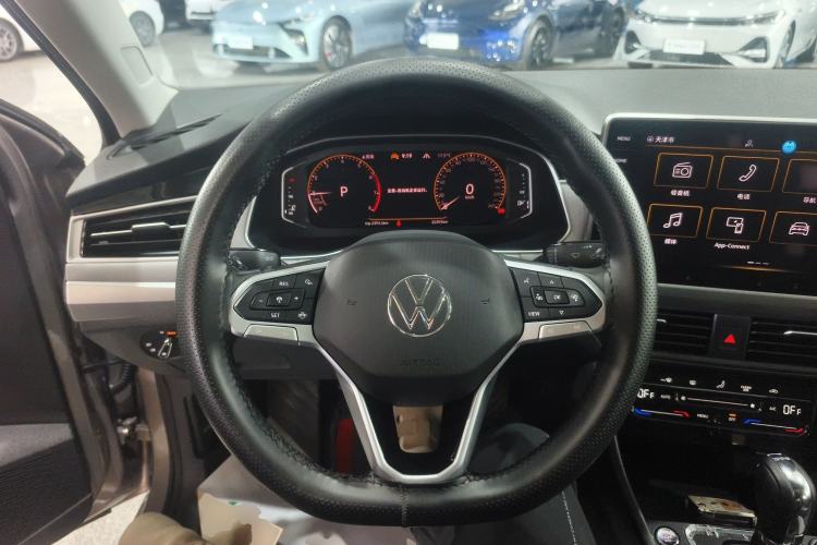Used Volkswagen Bora 2023 300TSI DSG Prestige Edition Steering Wheel