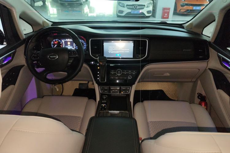 Used GAC Trumpchi M8 2018 320T Luxury Edition Center Console