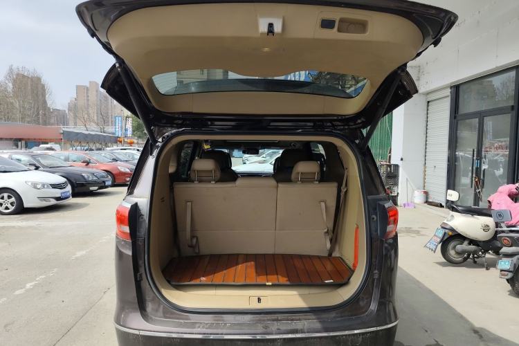 Used Buick GL8 2017 ES 28T Flagship Model China V Standard
