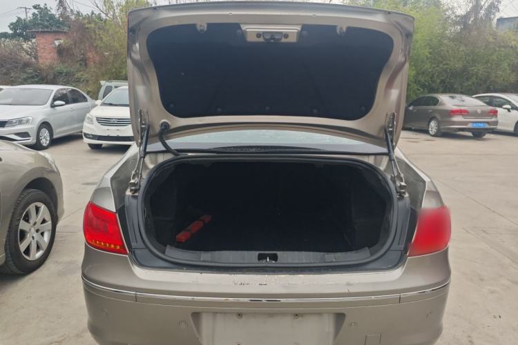 Used Peugeot 408 2013 2.0L Automatic Comfort Edition
