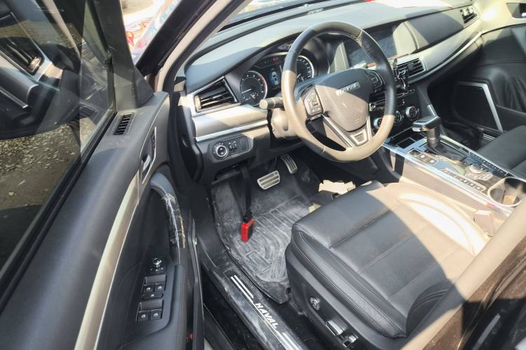 Used Haval H7 2017 Red-Label H7L 2.0T Automatic Luxury Model