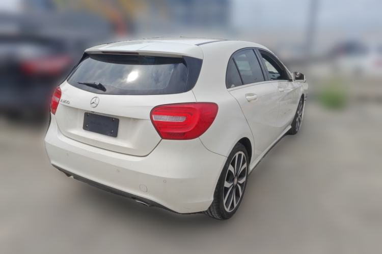 Used Mercedes-Benz A-Class 2015 A 200 Fashion Model
