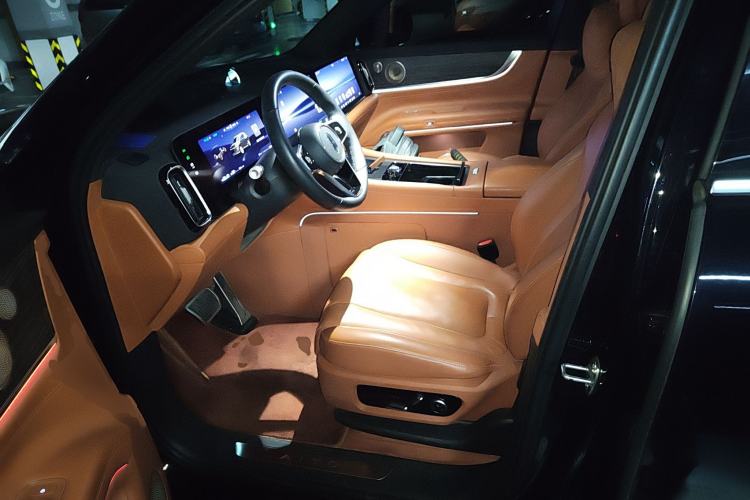 Used Hima AITO M9 2024 Range-Extended Max Edition 42 kWh 6-Seater Version Left Front Seat