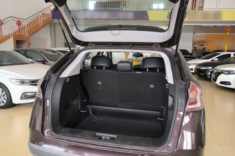 Used Luxgen U6 SUV 2016 1.8T Style Value Model Trunk