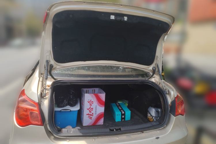 Used Roewe 550 2012 550 1.8L Automatic Value Edition