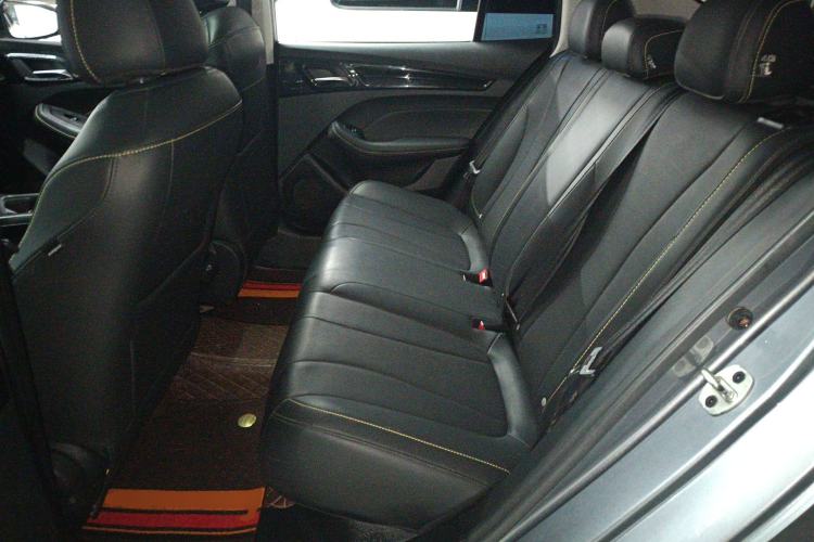 Used Roewe i5 2021 1.5L CVT Diamond Edition
