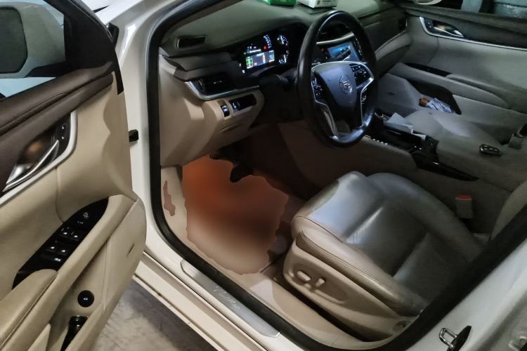 Used Cadillac XTS 2015 28T Comfort Model

