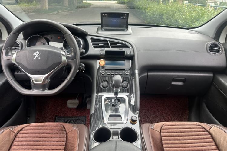 Used Peugeot 3008 2015 2.0L Automatic Classic Edition