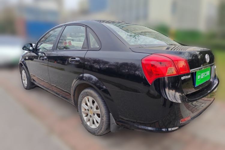 Used Buick Excelle 2015 1.5L Manual Classic Trim
