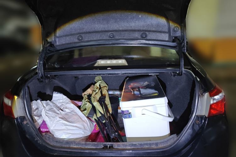 Used Toyota Corolla 2014 1.6L CVT GL-i Trunk