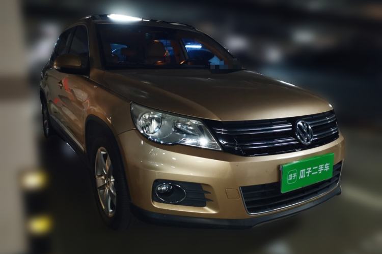 Used Volkswagen Tiguan 2012 1.8TSI Automatic All-Wheel Drive Elite Edition Front Right 45 Deg