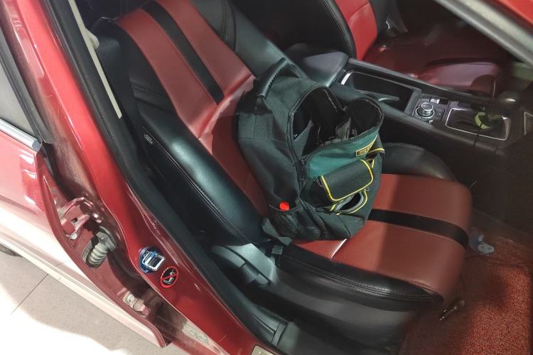 Used Mazda 3 Axela 2017 Hatchback 1.5L Automatic Luxury Model Emission Standard China V
