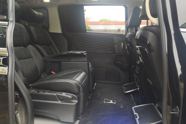 Used Honda Elysion 2022 2.0L eHEV Luxury Edition
