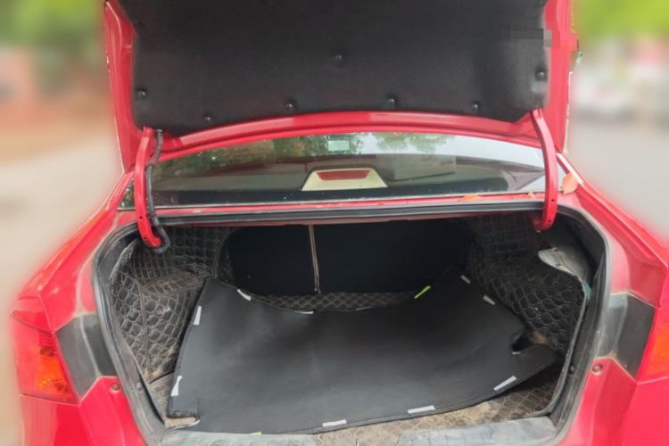 Used Roewe 350 2012 1.5L Automatic Smart Value Edition Trunk