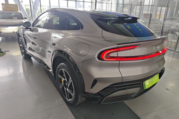 Used Xiaomi Auto YU7 2025 Ultra-Long Range All-Wheel Drive Pro Version Rear Left 45 Deg