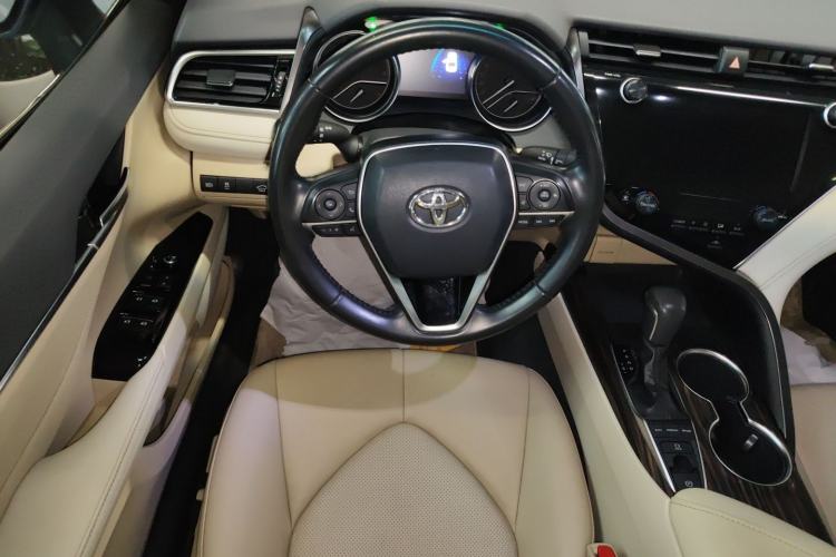 Used Toyota Camry 2019 2.5G Luxury Edition China VI Standard Steering Wheel