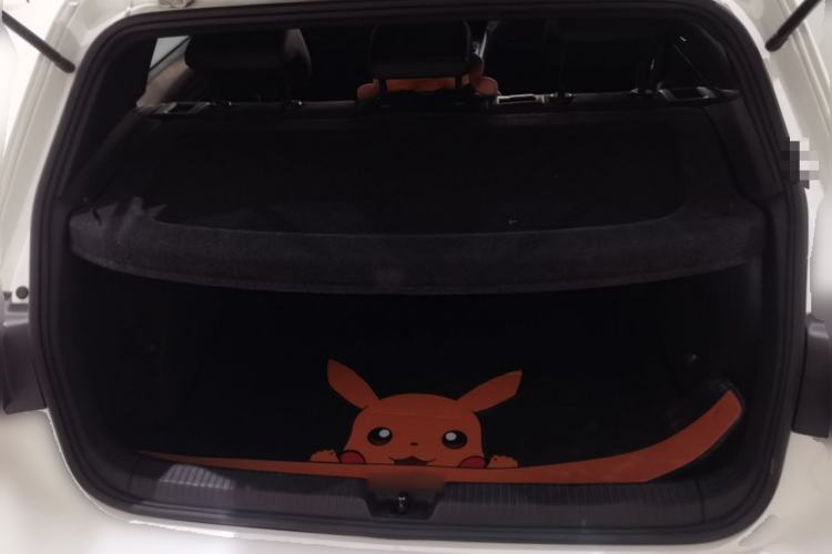 Used Volkswagen Golf 2021 280TSI DSG R-Line Trunk