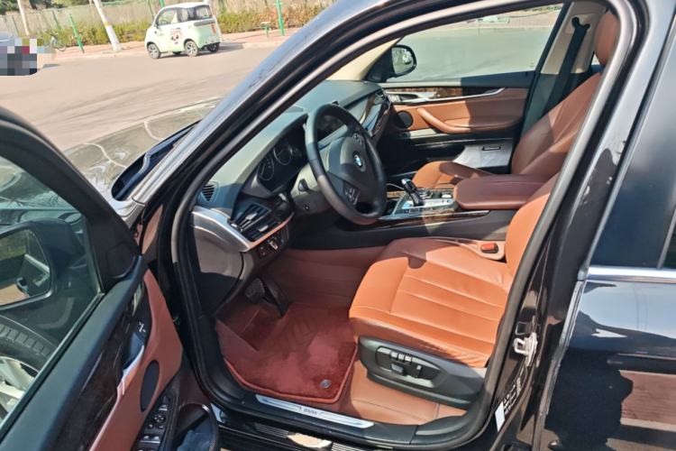 Used BMW X5 2015 xDrive28i
