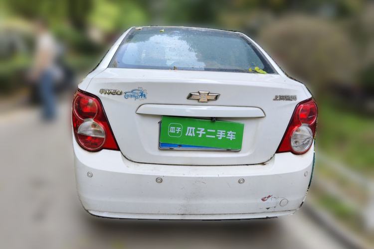 Used Chevrolet Aveo Sonic 2011 Sedan 1.4L MT SL