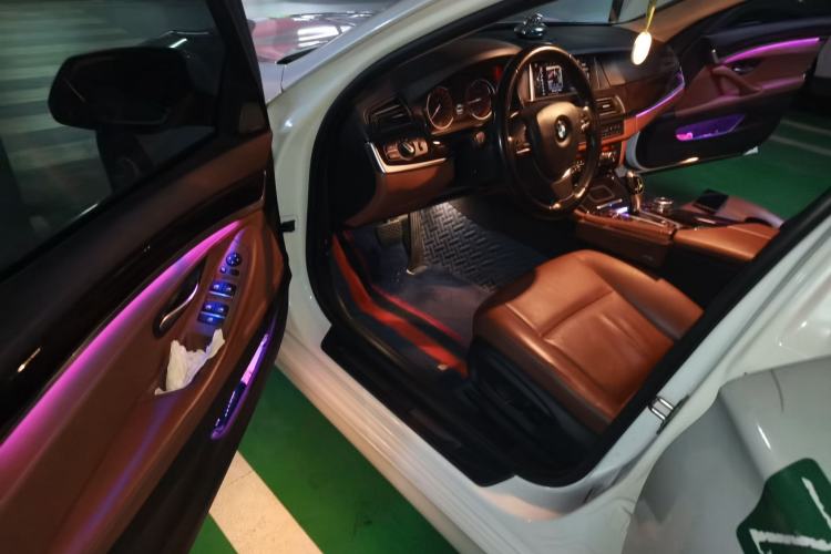 Used BMW 5 Series 2017 528Li Leading Model
