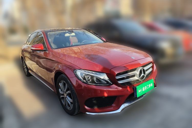 Used Mercedes-Benz C-Class 2015 C 200 L Sport Edition Front Right 45 Deg