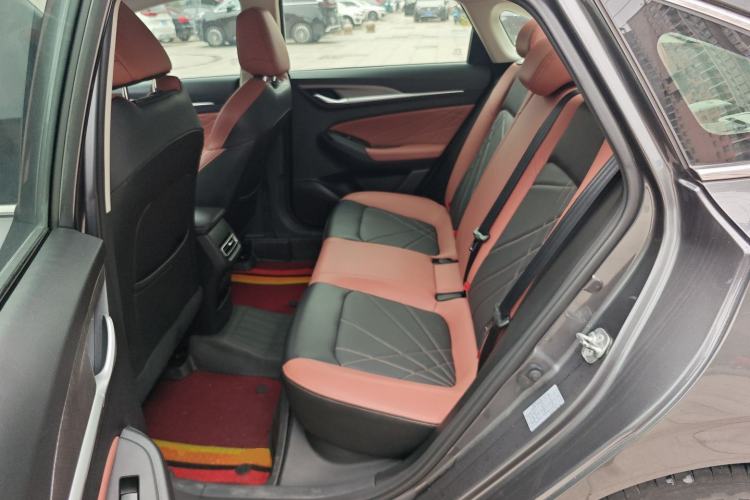 Used CHANGAN Eado 2022 PLUS Blue Whale NE 1.4T GDI DCT Prestige Edition Left Rear Seat