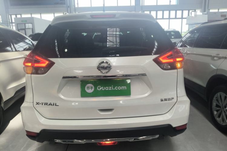 Used Nissan X-Trail 2023 Classic 2.0L Two-Wheel Drive Smart Connect Premium Edition