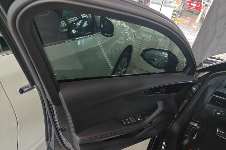 Used Audi A4L 2024 40 TFSI Luxury Dynamic Edition