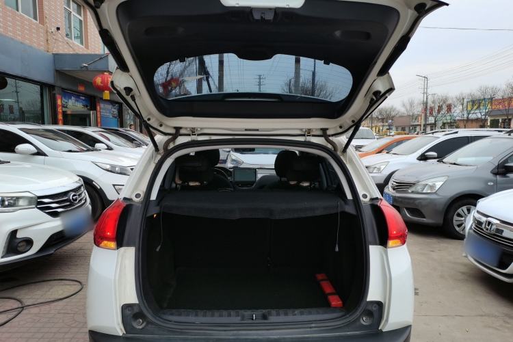 Used Peugeot 2008 2014 1.6L Manual Fashion Edition