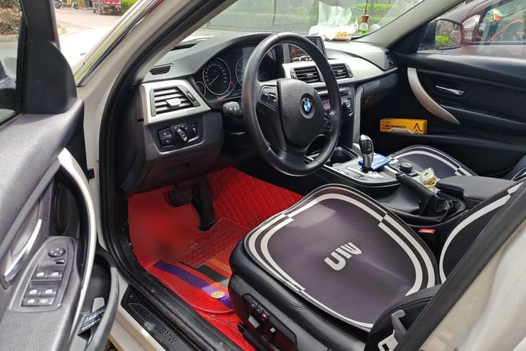 Used BMW 3 Series 2014 320Li Fashion Model
