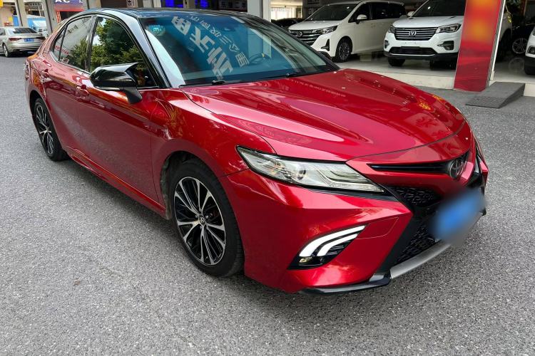 Used Toyota Camry 2018 2.0S FENGSHANG Edition
