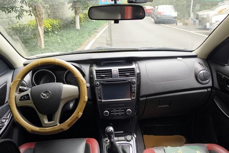 Used HYOSOW S3 2014 1.5L Luxury Version China IV Emission Standard