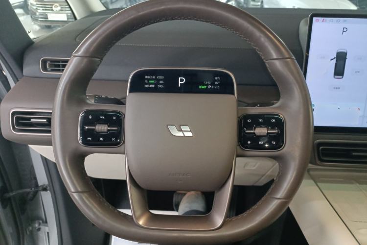 Used Li Auto MEGA 2024 Ultra Model
