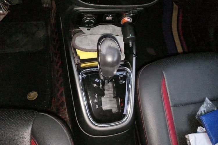 Used Changan CS15 2016 1.5L Automatic Fashion Edition
