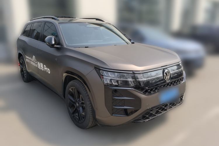 Used Volkswagen Teramont 2025 Tiguan Pro 450TSI Four-Wheel Drive Summit Edition Front Right 45 Deg