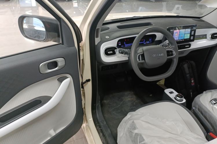 Used Geely Galaxy Panda 2025 210 km – Yuanqi Bear Driver Seat