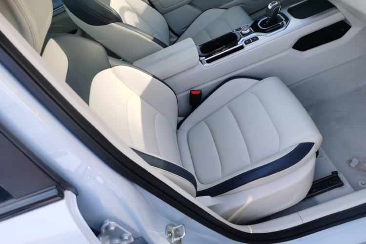 Used Geely Auto icon 2025 Linglong 1.5TD Ruyi Edition Right Front Seat