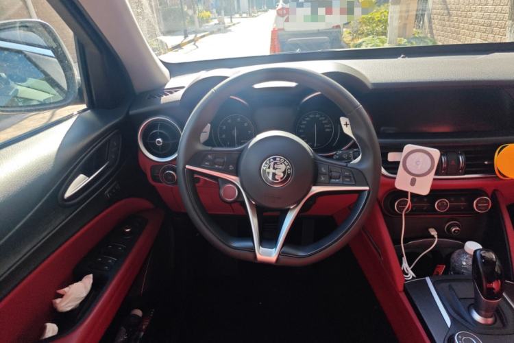 Used Alfa Romeo Stelvio 2017 2.0T 200HP Luxury Edition