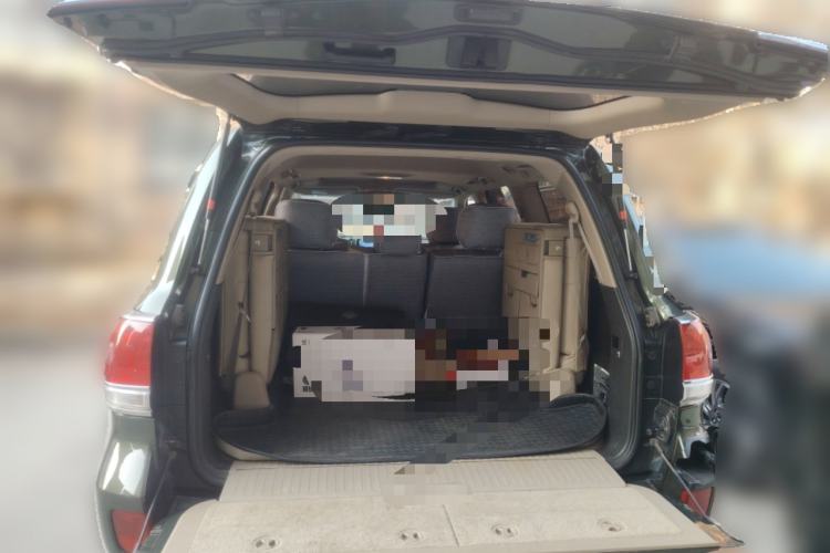 Used Toyota Land Cruiser 2011 4.0L GX Parallel Import