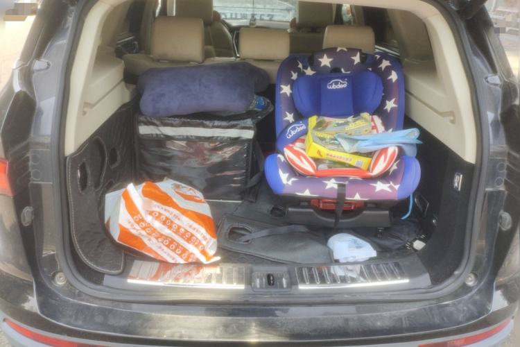 Used Zotye T700 2017 1.8T Dual-Clutch Prestige Model Trunk