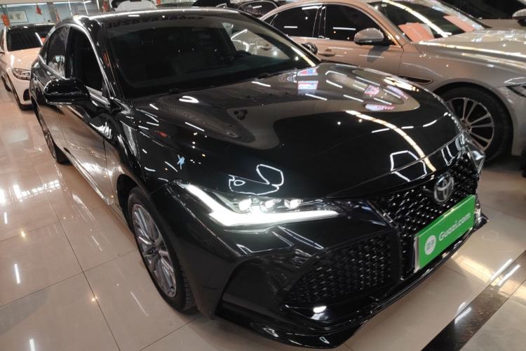Used Toyota Avalon 2024 Dual-Motor 2.0L Luxury Edition
