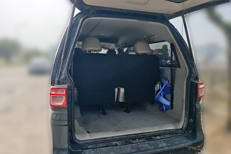 Used FORTHING Lingzhi 2019 M5L 1.6L 7-Seater Luxury Model China VI Standard
