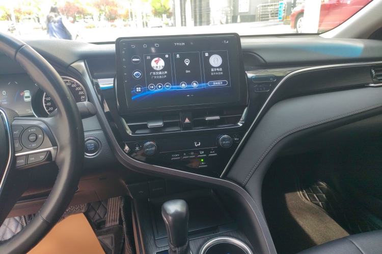 Used Toyota Camry 2021 2.0G Luxury Edition
